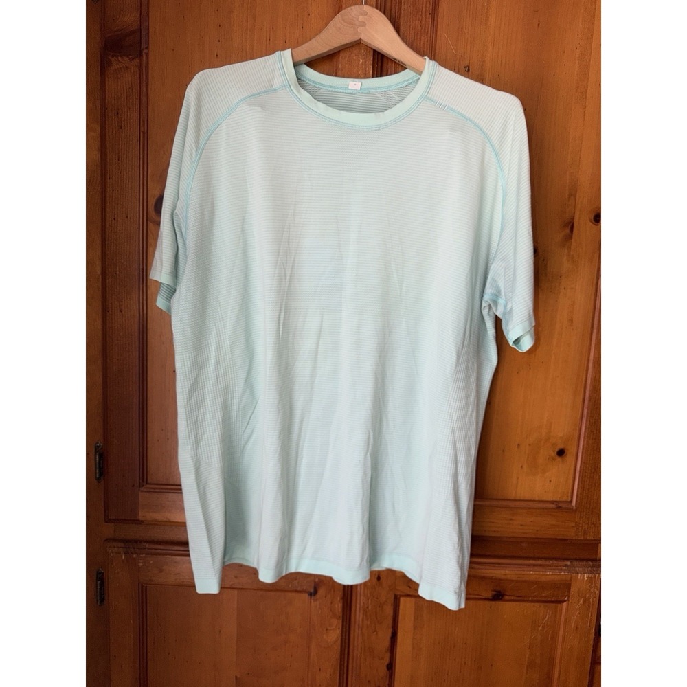Lululemon Men's XXL 2XL Metal Vent Tech Shirt Short Sleeve T Tee Yoga STAINS